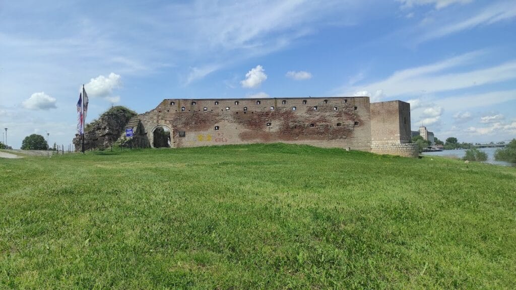 Šabac Fortress: An Ottoman Stronghold on the Sava River 1 Šabac Fortress
