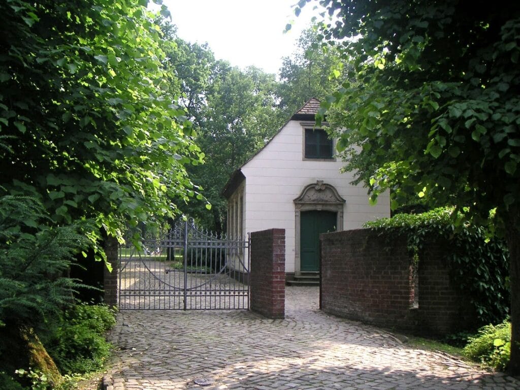 Burg Delmenhorst: A Medieval Water Castle in Germany 3 Burg Delmenhorst