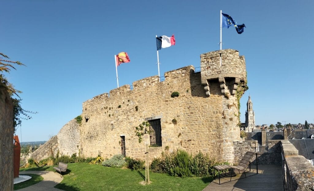 Château d'Avranches: A Medieval Castle and Urban Fortress in France 2 Château d'Avranches