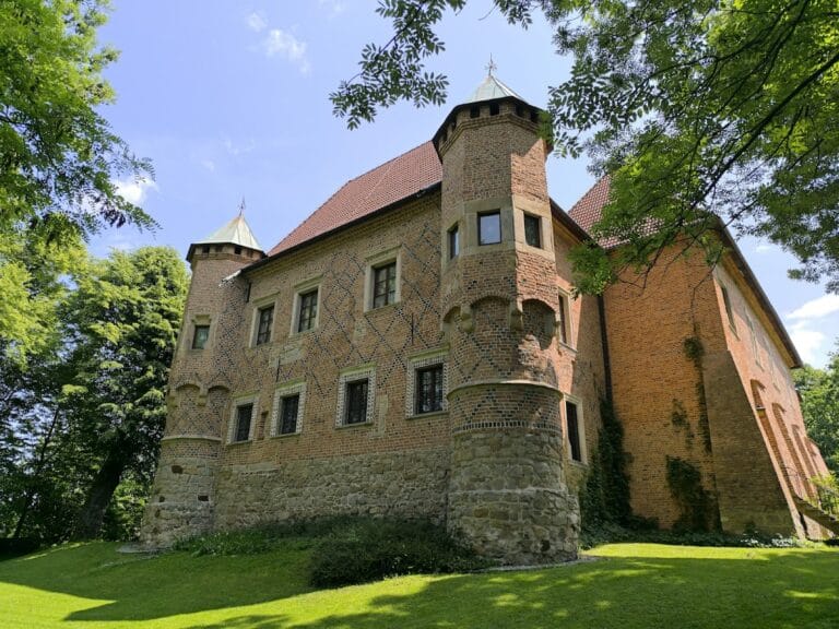 Dębno Castle: A Historic Noble Residence in Poland