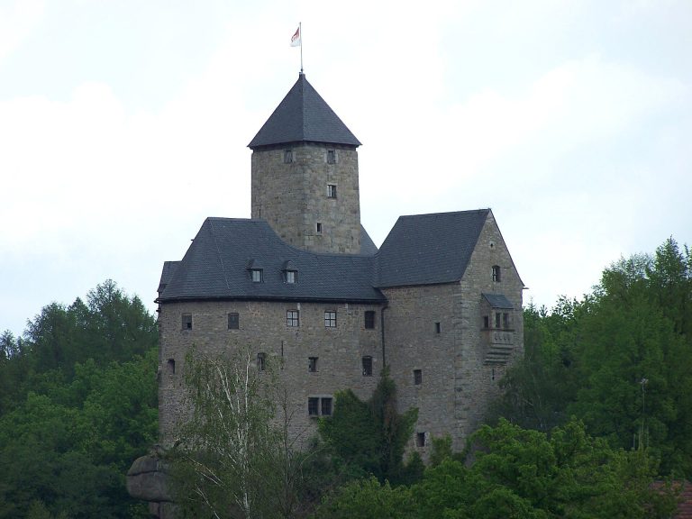 Burg Falkenberg: A Historic Hilltop Castle in Bavaria