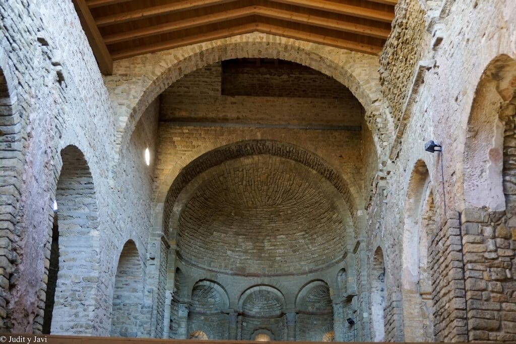 Castell i col·legiata de Sant Pere d'Àger