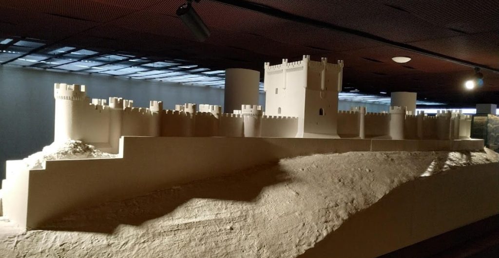 Fuensaldaña Castle: A Fifteenth-Century Seigneurial Residence in Spain 5 Fuensaldaña Castle