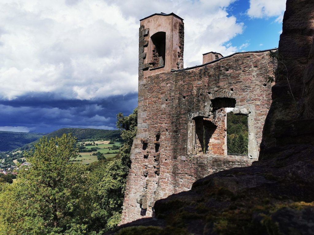 Burg Schwarzenfels: A Hilltop Castle and Administrative Residence in Germany 4 Burg Schwarzenfels