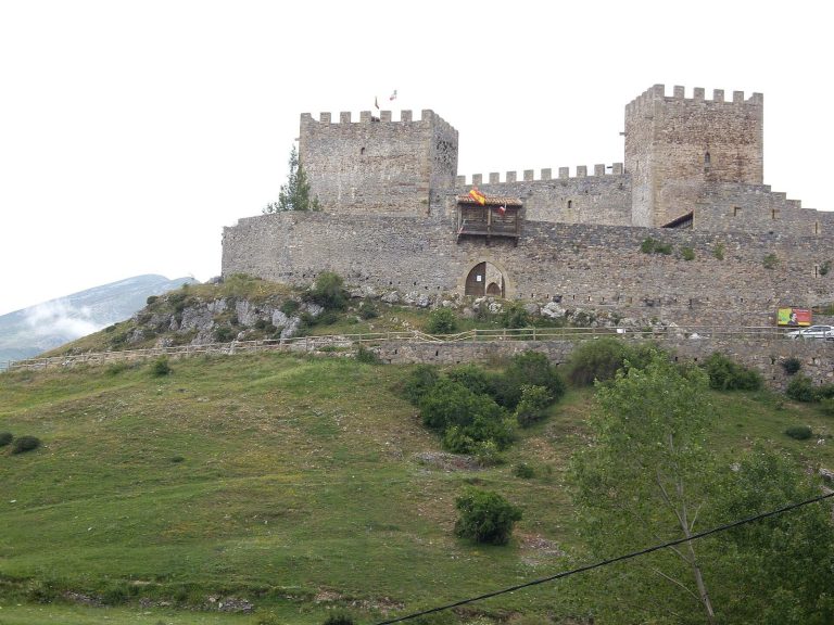 Castillo de Argüeso: A Medieval Fortification in Spain