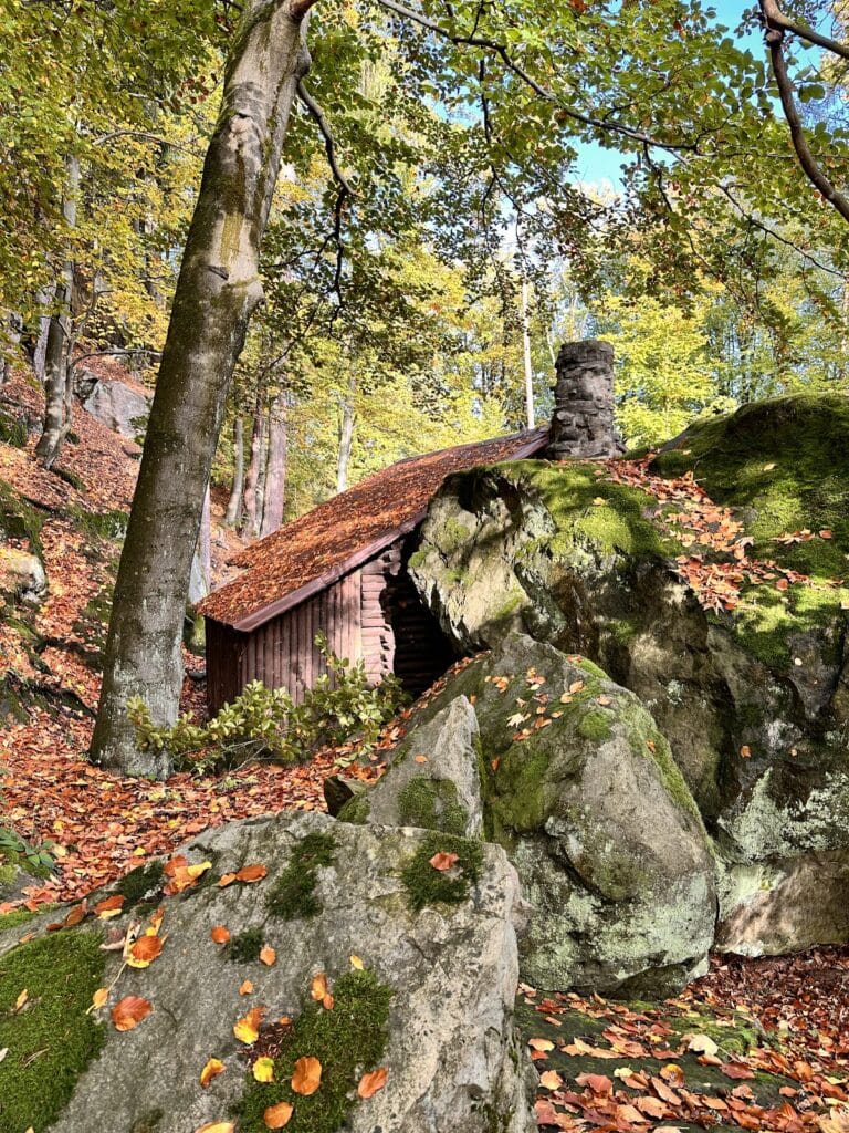 Milštejn Castle: A Medieval Trade-Route Stronghold in Czechia 5 Milštejn Castle