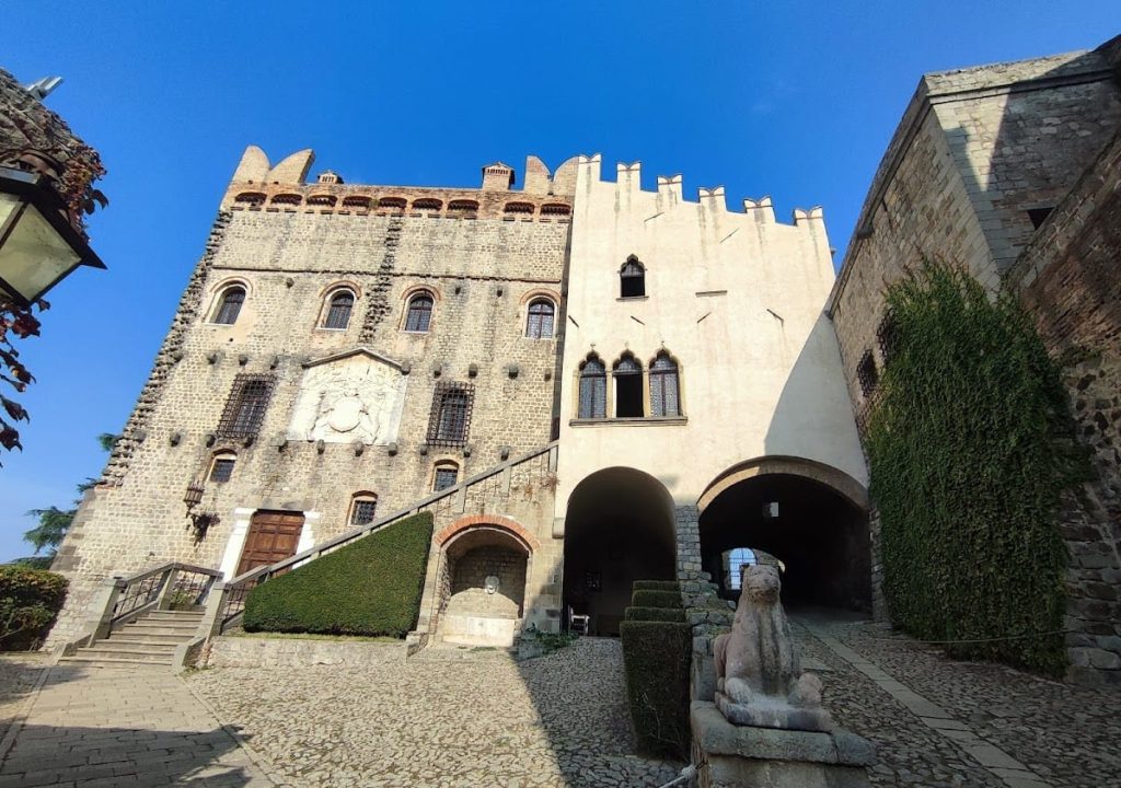 Castle of Monselice: A Medieval Fortified Complex in Italy 2 Castle of Monaselice
