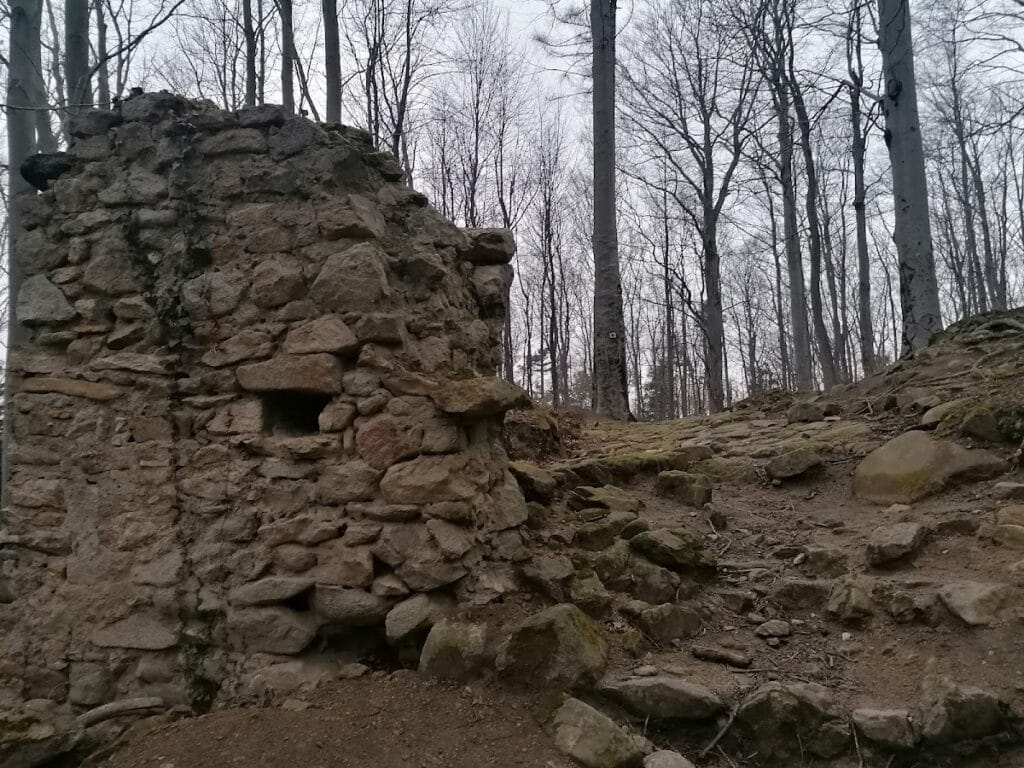 Kaltenštejn Castle: A Medieval Fortress in the Czech Republic 9 Kaltenštejn