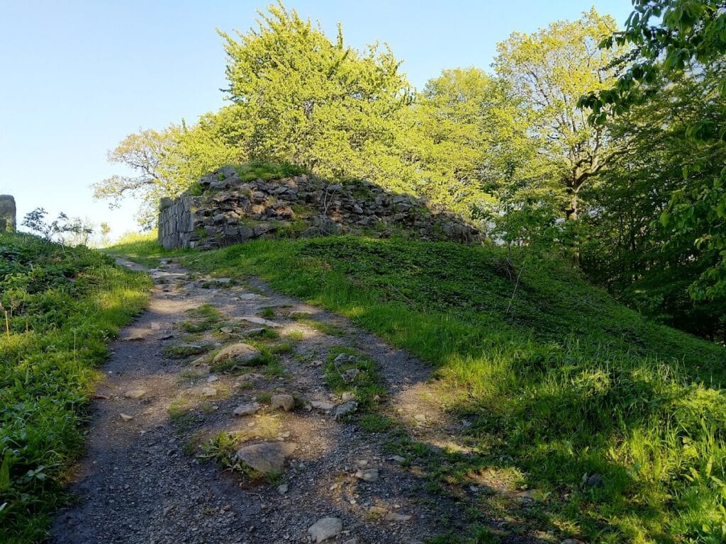 Gamleborg: A Viking-Age Fortress on Bornholm 3 Gamleborg