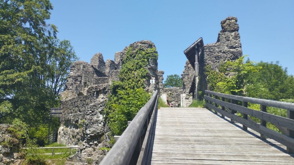 Alt-Trauchburg Castle: A Medieval Noble Fortress in Germany 4 Alt-Trauchburg Castle