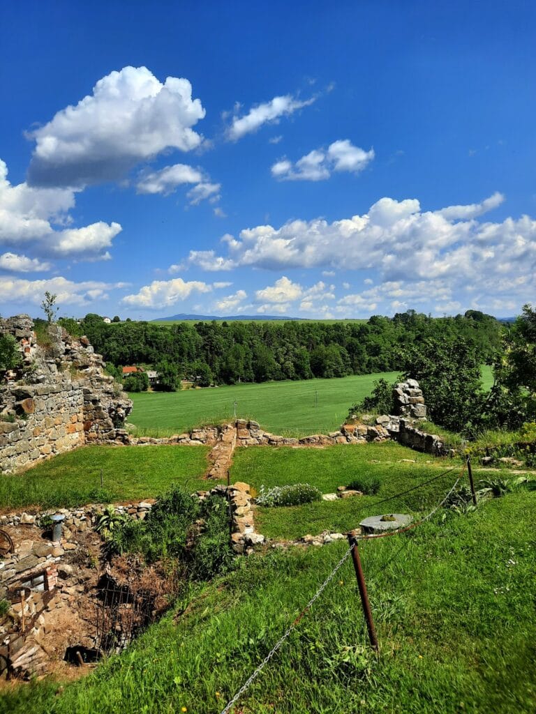 Zásadka Castle: A Historic Medieval and Renaissance Site in the Czech Republic 9 Zásadka Castle