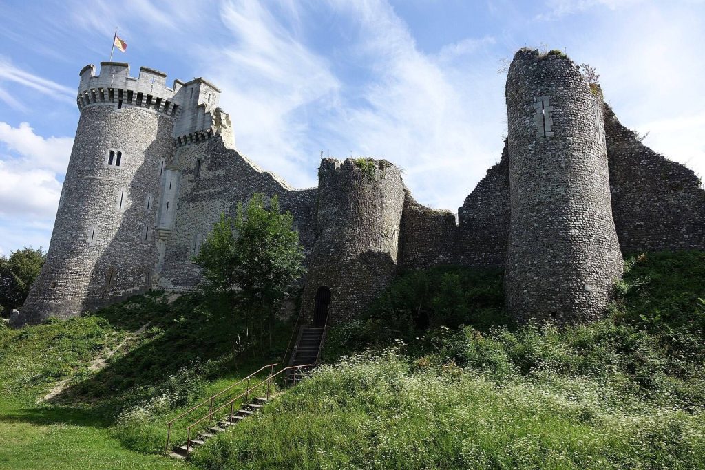 Château de Robert-le-Diable: A Medieval Feudal Castle in Normandy 3 Château de Robert-le-Diable