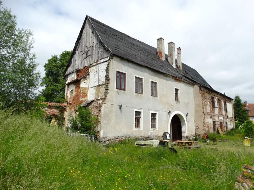 Morąg Castle: A Teutonic Administrative and Residential Fortress in Poland 2 Morąg Castle