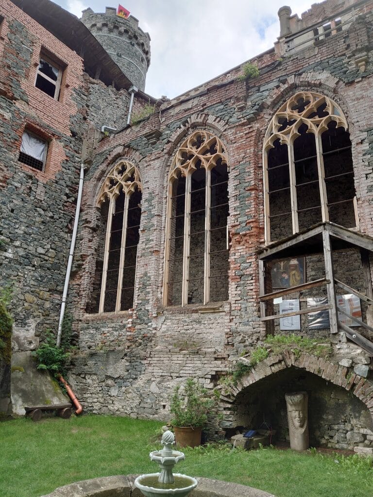 Hauenštejn Castle: A Historic Fortress in the Czech Republic 8 Hauenštejn