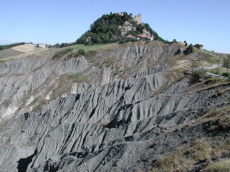 Canossa Castle: Medieval Fortress and Seat of the Canossa Margraves