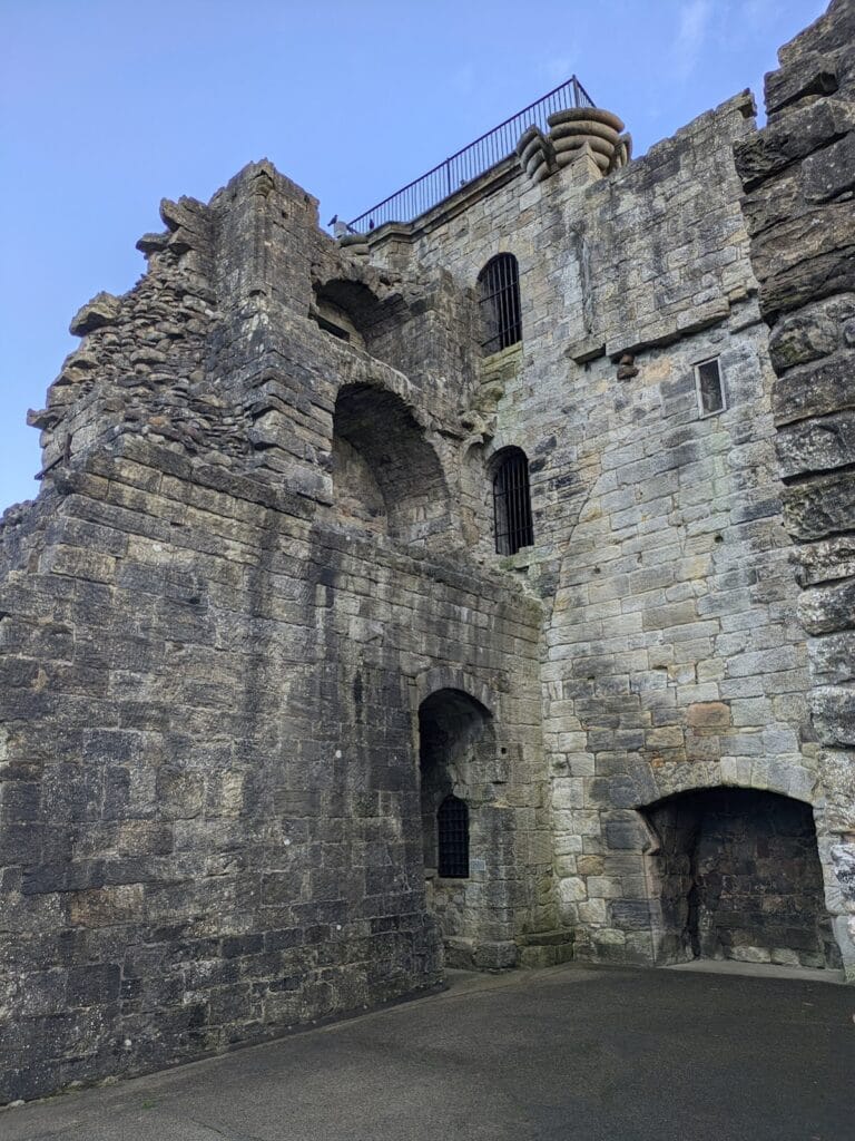 Crookston Castle: A Medieval Stronghold in Glasgow, Scotland 7 Crookston Castle