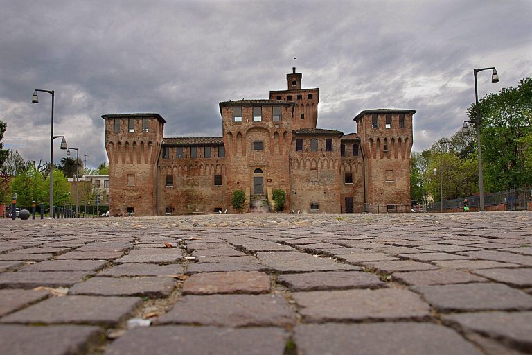 Rocca di Cento: A Medieval Defensive Fortress in Italy