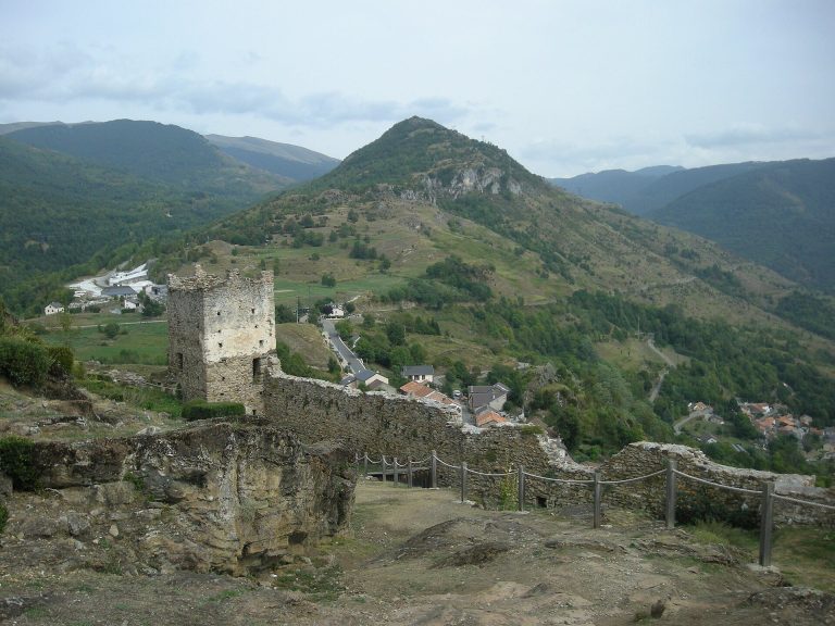 Château de Lordat: Medieval Feudal Castle in France