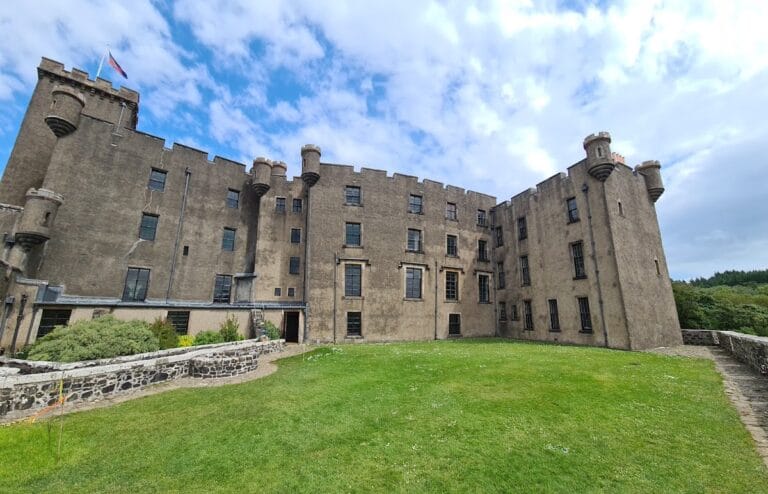 Dunvegan Castle: Historic Seat of the MacLeod Clan on the Isle of Skye
