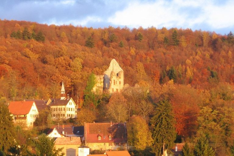 Burg Landeck: A Medieval Noble Castle Ruin in Germany