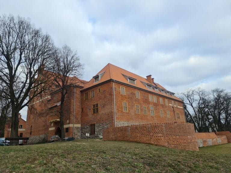 Kętrzyn Castle: A Historic Teutonic Fortress in Poland