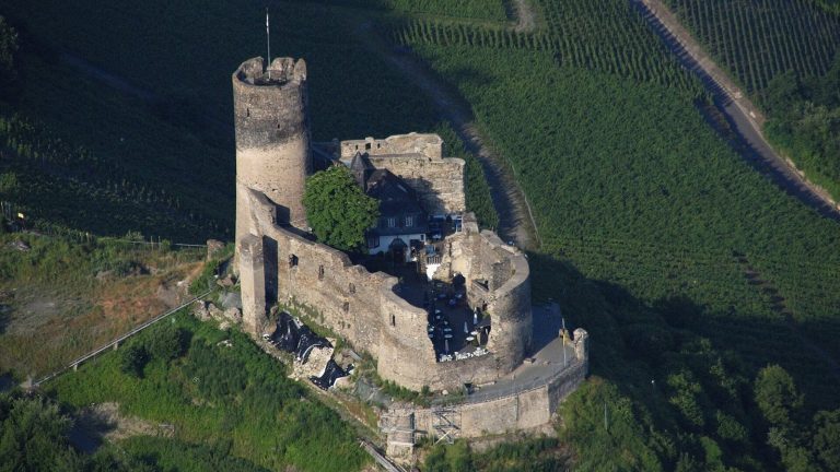 Burg Landshut: A Ruined Hilltop Castle in Germany