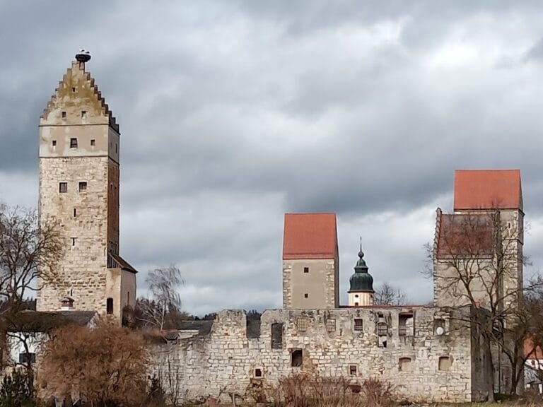 Nassenfels Castle: A Historic Water Castle in Germany
