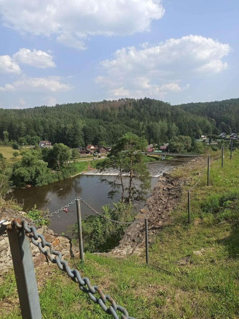Dobronice: A Gothic Hill Castle Ruin in Czechia 5 Dobronice