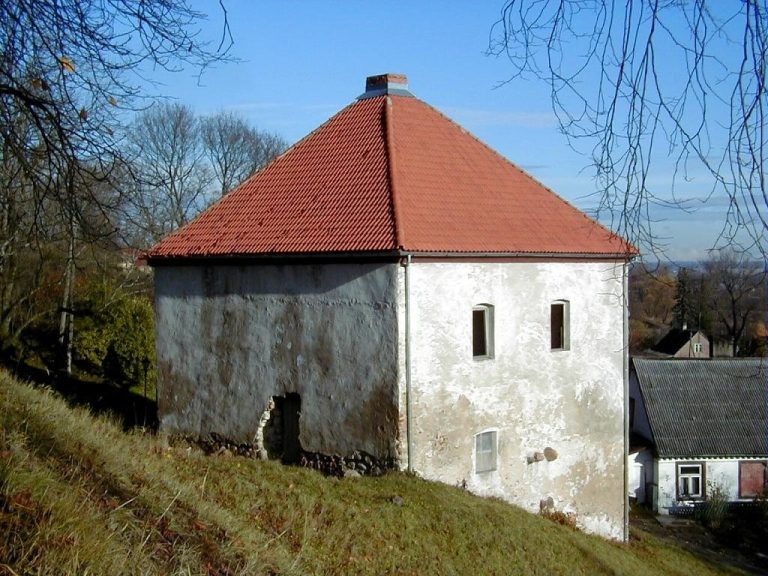 Kandava Castle: A Livonian Order Administrative Centre in Latvia