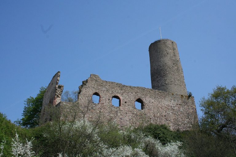 Strahlenburg: A Medieval Hilltop Castle Ruin in Germany