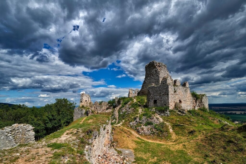 Turňa Castle: A Medieval and Early Modern Fortress in Slovakia 3 Turňa Castle