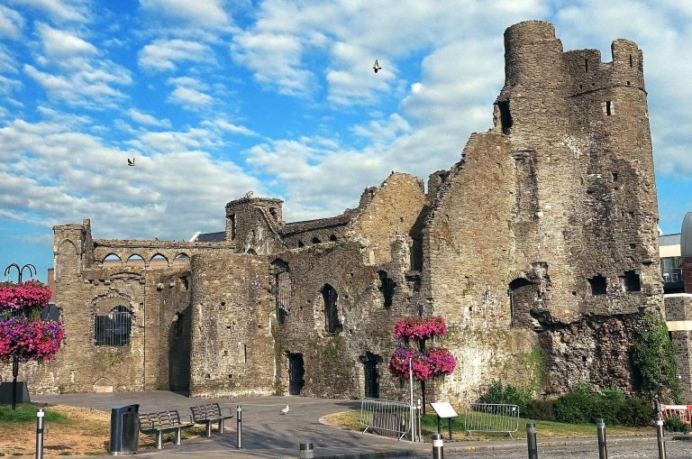 Swansea Castle: A Norman Lordship Centre in Wales