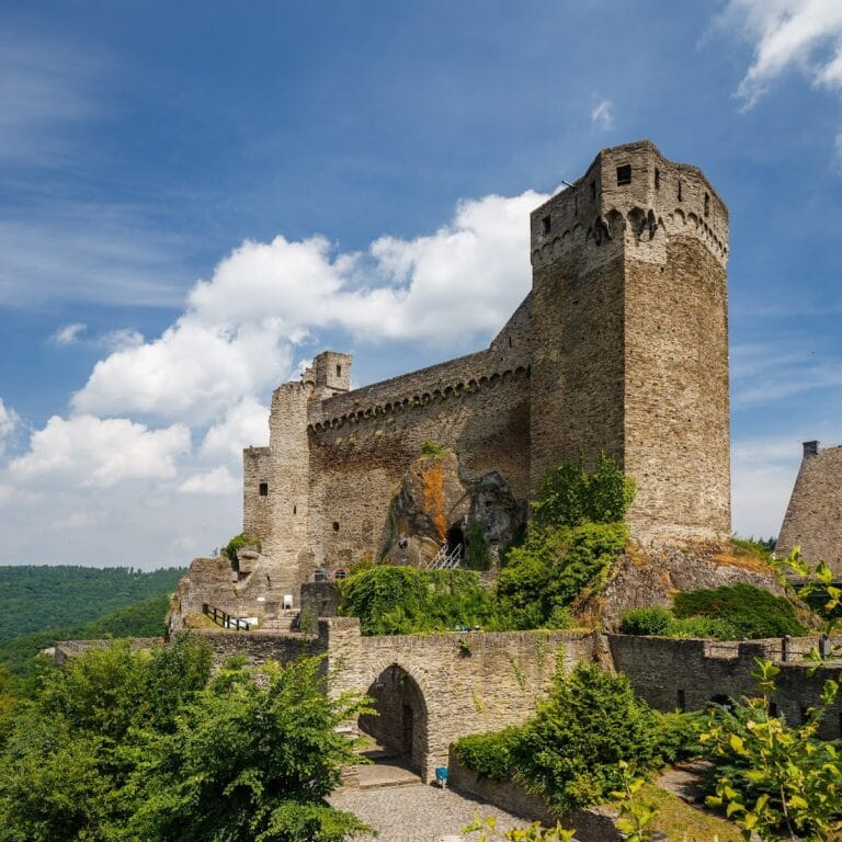 Burg Hohenstein: A Medieval Rock Castle in Germany