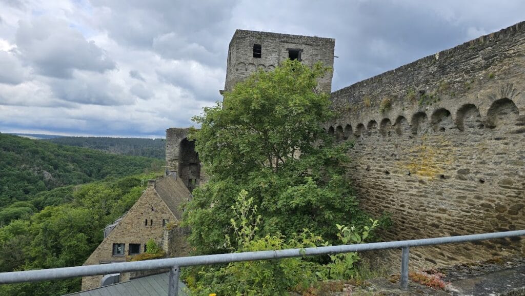 Burg Hohenstein: A Medieval Rock Castle in Germany 3 Burg Hohenstein
