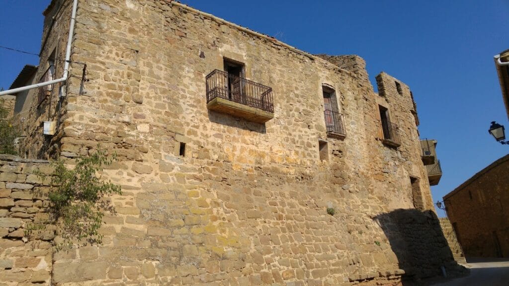 Castell de Florejacs: A Medieval Frontier Castle in Spain 3 Castell de Florejacs
