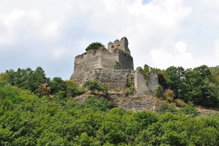 Čabraď Castle: A Medieval Fortress in Slovakia