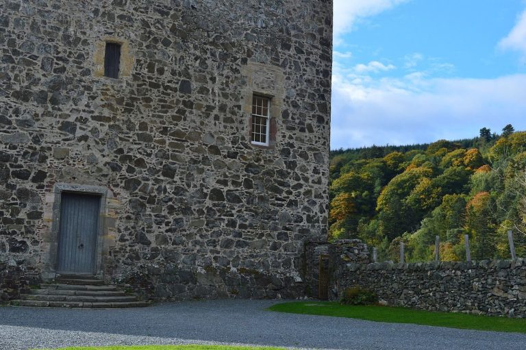 Neidpath Castle: A Medieval Tower House in the Scottish Borders