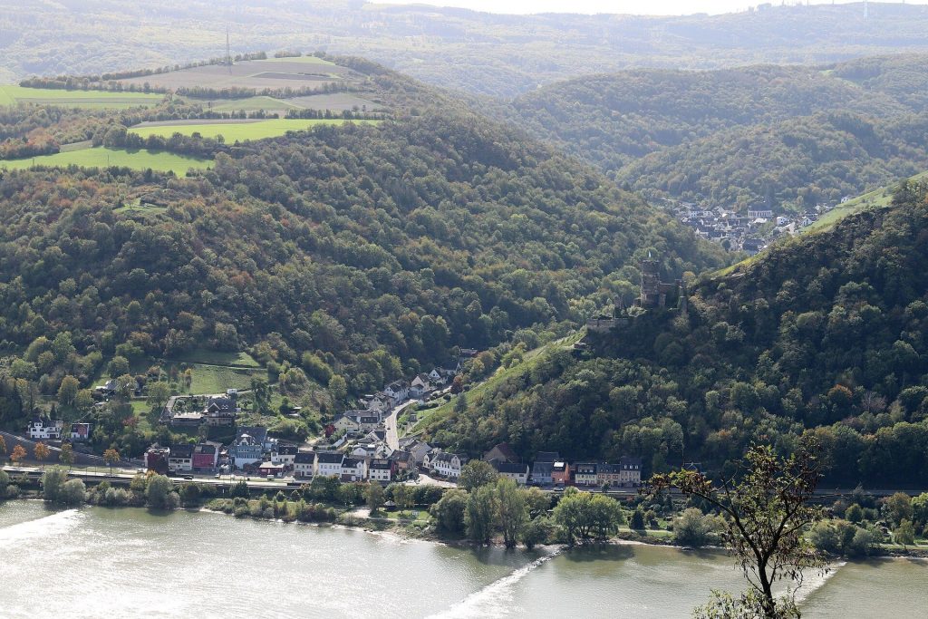 Fürstenberg Castle: A Medieval Hillside Fortress in Germany 2 Fürstenberg Castle
