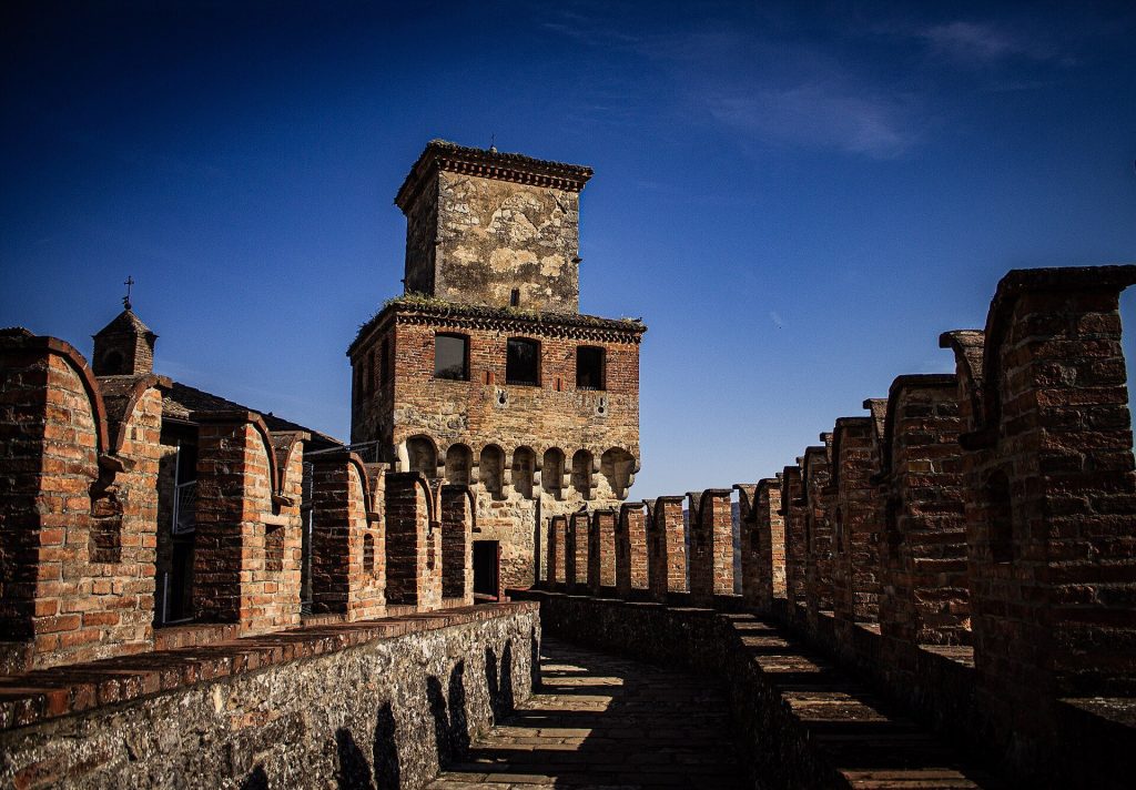 Vigoleno Castle: A Medieval Fortified Settlement in Italy 3 Vigoleno Castle