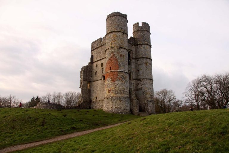 Donnington Castle: A Medieval Fortress in Berkshire