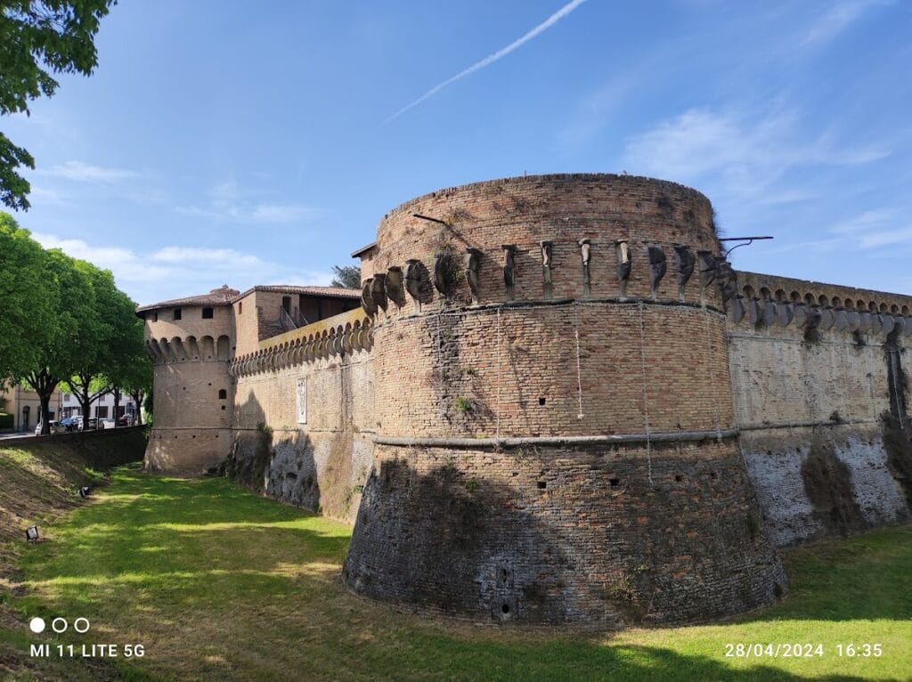 Rocca di Ravaldino: A Medieval Fortress in Forlì, Italy 6 Rocca di Ravaldino
