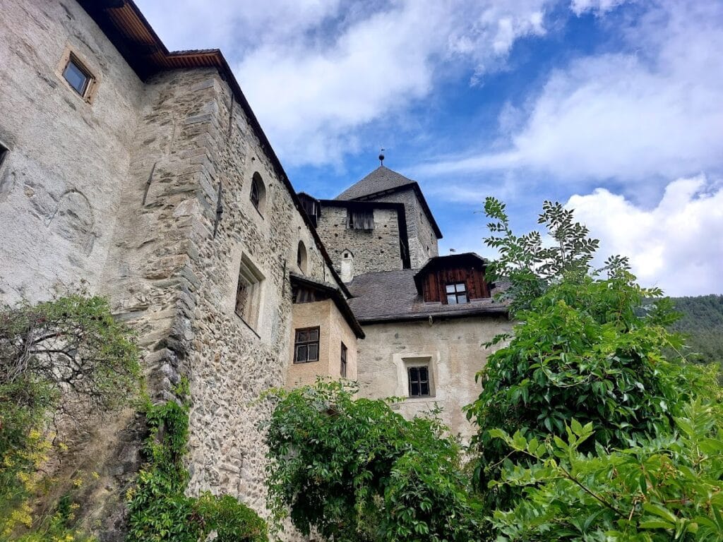 Taufers Castle: A Medieval Fortress Controlling the Ahrntal Route 3 Taufers Castle