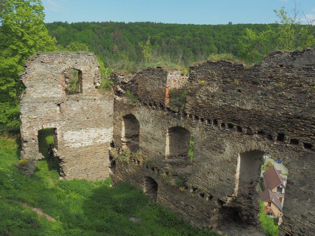 Frejštejn: A Medieval Castle Ruin in Czechia 2 Frejštejn