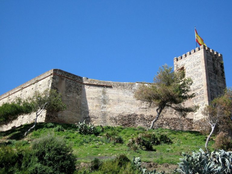 Castillo de Suel (Castillo Sohail): A Coastal Fortress in Spain