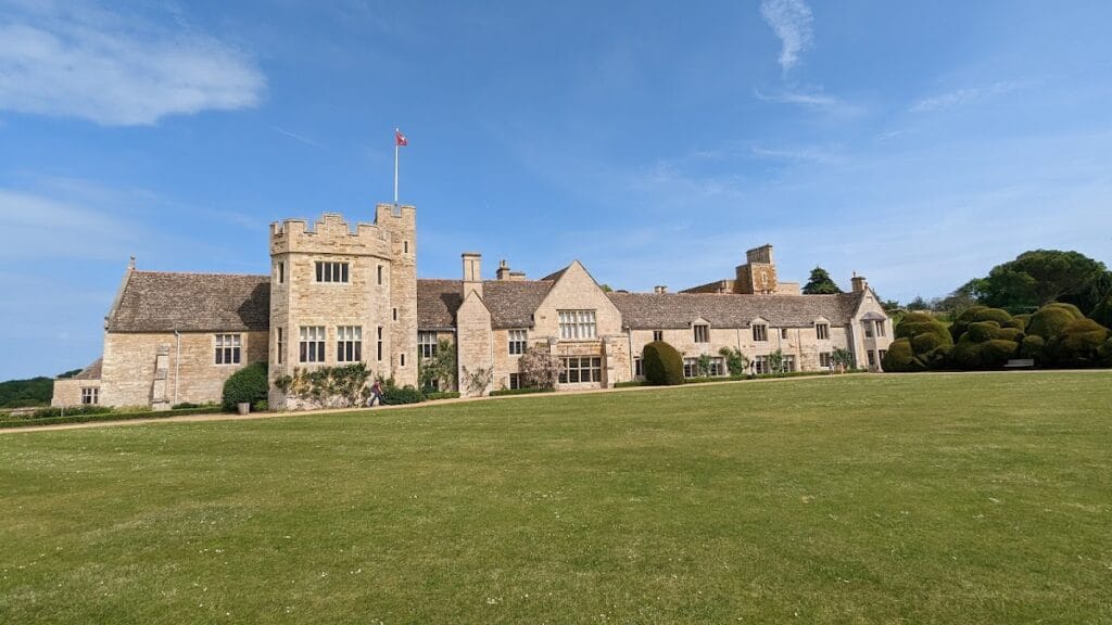 Rockingham Castle: A Former Royal Castle and Hunting Lodge in England 2 Rockingham Castle