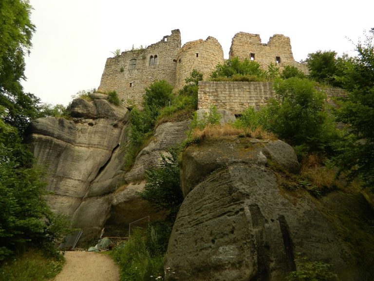 Burg Oybin: A Gothic Guard Castle in Germany