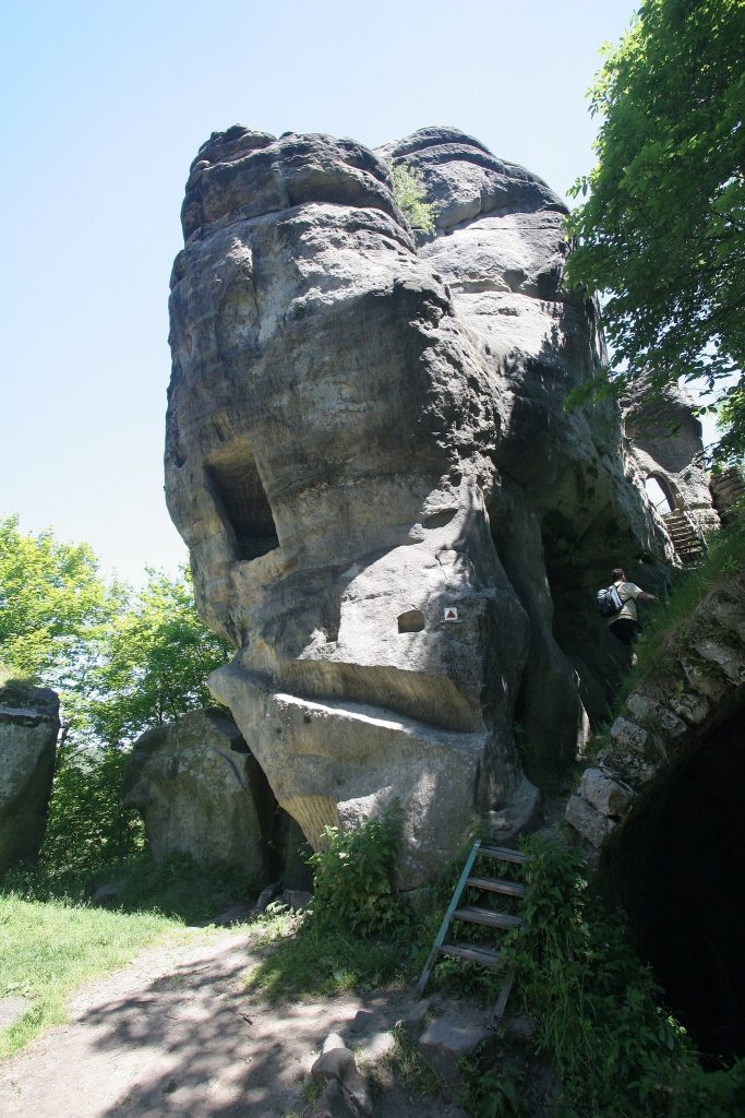 Skály: A Medieval Castle in Czechia 4 Skály