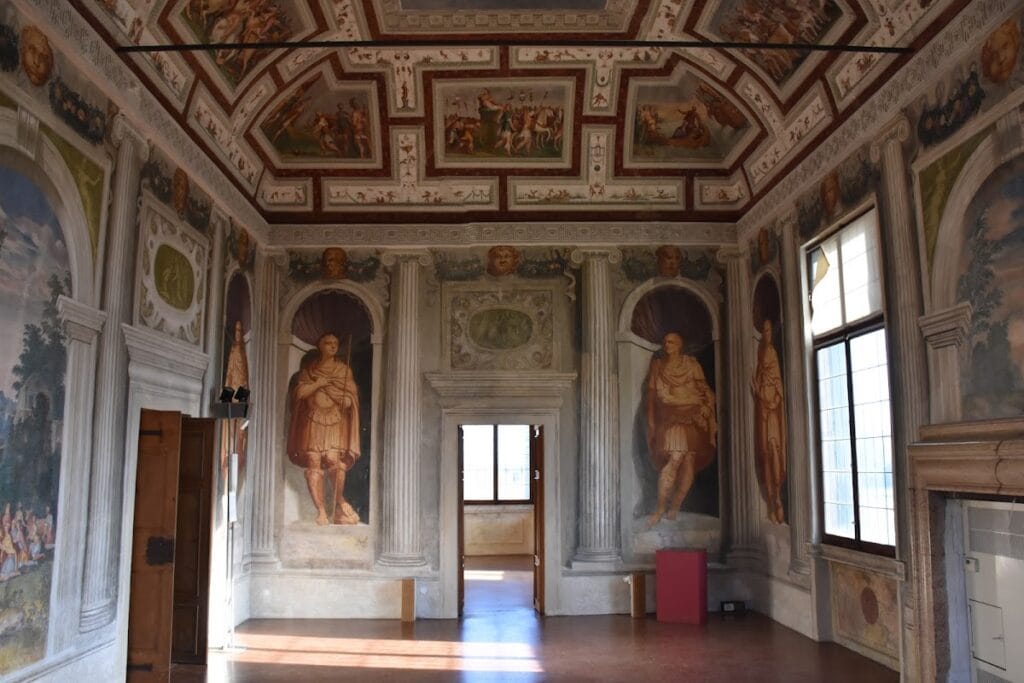 Pojana Maggiore Castle: A Medieval Fortress and Noble Residence in Italy 4 Castello di Pojana Maggiore