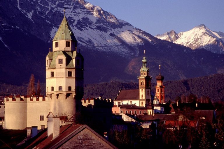 Hasegg Castle: Saltworks Fortress and Historic Mint in Austria