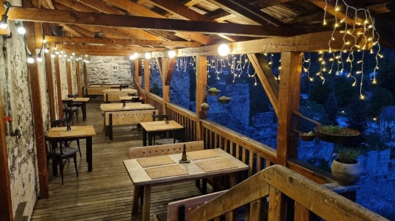 Burgruine Gmünd: A Medieval Hill Castle in Austria